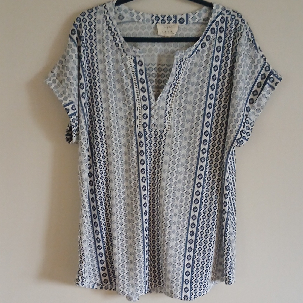 Flower & Feather Blue Patterned Women's Top 2XL
